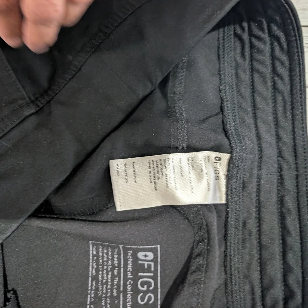 Figs Pants Womens LP Black Kade Cargo Technical Scrub Nursing T21004T‎ - Picture 5 of 7